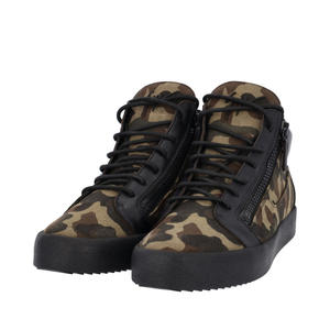 https://dbiyorq10n2b9.cloudfront.net/product-images/CSHOGZ0035/GUISEPPE-ZANOTTI-Fabric-Leather-Camouflage-Sneakers_3.jpg.webp