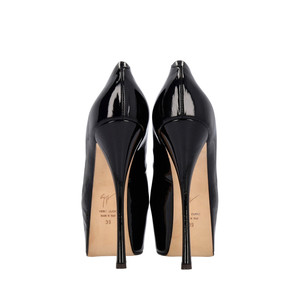https://dbiyorq10n2b9.cloudfront.net/product-images/CSHOGZ0090/GIUSEPPE-ZANOTTI-Patent-Liza-Peep-Toe-Platform-Pumps-Black_4.jpg.webp