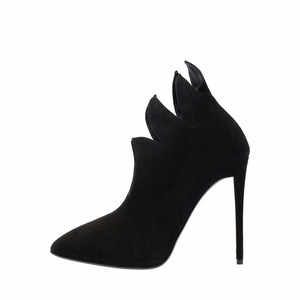 https://dbiyorq10n2b9.cloudfront.net/product-images/CSHOGZ0098/GIUSEPPE-ZANOTTI-Suede-Olinda-Pumps-Black-NEW_1.jpg.webp
