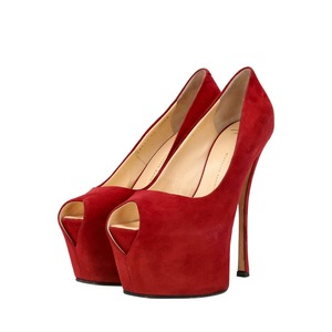 https://dbiyorq10n2b9.cloudfront.net/product-images/CSHOGZ0139/GIUSEPPE-ZANOTTI-Suede-Peep-Toe-Platform-Pumps-Red_3.jpg.webp
