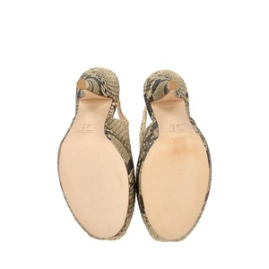 https://dbiyorq10n2b9.cloudfront.net/product-images/CSHOGZ0149/GIUSEPPE-ZANOTTI-Python-Platform-Peep-Toe-Sandals-Sand_5.jpg.webp