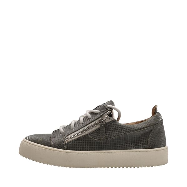 Fabric May London Sneakers Silver