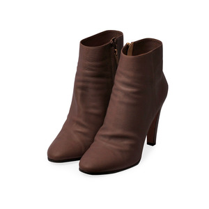 https://dbiyorq10n2b9.cloudfront.net/product-images/CSHOJC0029/JIMMY-CHOO-Leather-Monday-Mink-Ankle-Boots-Mink-S-42-8-angle.jpg.webp