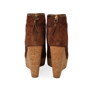 https://dbiyorq10n2b9.cloudfront.net/product-images/CSHOJC0058/JIMMY-CHOO-Suede-Paw-Cork-Wedge-Booties-Tan-S-39.5-6-back.jpg.webp