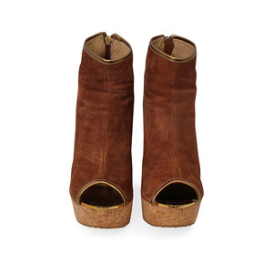 https://dbiyorq10n2b9.cloudfront.net/product-images/CSHOJC0058/JIMMY-CHOO-Suede-Paw-Cork-Wedge-Booties-Tan-S-39.5-6-front.jpg.webp