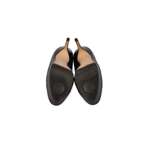 https://dbiyorq10n2b9.cloudfront.net/product-images/CSHOJC111/JIMMY-CHOO-Snake-Print-Gilbert-Pumps-Black-S-37.5-4.5-angle-soles.jpg.webp