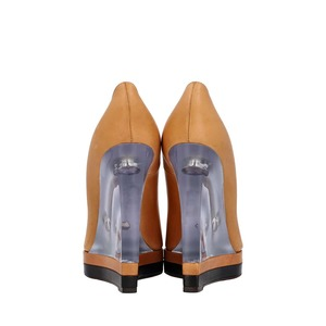 https://dbiyorq10n2b9.cloudfront.net/product-images/CSHOLAN0025/LANVIN-Leather-Lucite-Wedge-Pumps-Tan_3.jpg.webp