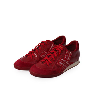 https://dbiyorq10n2b9.cloudfront.net/product-images/CSHOLV0012/LOUIS-VUITTON-SuedePatent-Leather-Sneakers-Red-S-38-5-angle.jpg.webp