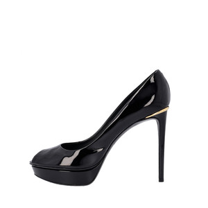 https://dbiyorq10n2b9.cloudfront.net/product-images/CSHOLV0366/LOUIS-VUITTON-Patent-Eyeline-Pee-Toe-Pumps-Black_1.jpg.webp