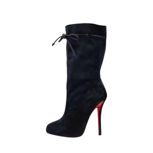 https://dbiyorq10n2b9.cloudfront.net/product-images/CSHOLV0916/CHRISTIAN-LOUBOUTIN-Suede-Drawstring-Boots-Navy_1.jpg.webp