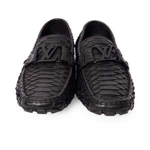 https://dbiyorq10n2b9.cloudfront.net/product-images/CSHOLV1077/LOUIS-VUITTON-Python-Monte-Carlo-Loafers-Black_1.jpg.webp