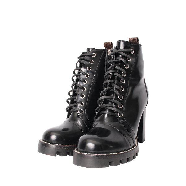 Leather Star Trail Ankle Boots Black