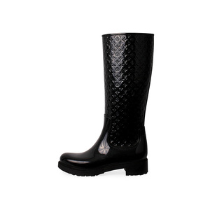 https://dbiyorq10n2b9.cloudfront.net/product-images/CSHOLV281/LOUIS-VUITTON-Monogram-Rubber-Splash-Rain-Boots-Black-S-38-5-side.jpg.webp