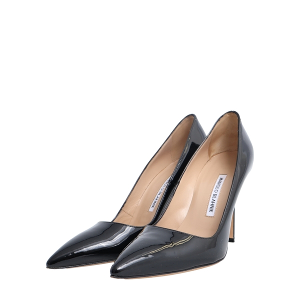 MANOLO BLAHNIK Patent Leather Pumps Black | Luxity MANOLO BLAHNIK Patent Leather Pumps Black | Luxity