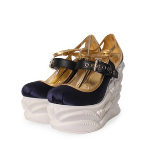 https://dbiyorq10n2b9.cloudfront.net/product-images/CSHOMIU0038/MIU-MIU-Satin-Ballet-Wedge-Pumps-Navy-Gold_2.jpg.webp
