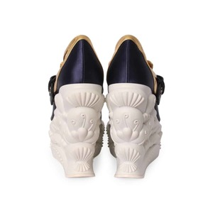 https://dbiyorq10n2b9.cloudfront.net/product-images/CSHOMIU0038/MIU-MIU-Satin-Ballet-Wedge-Pumps-Navy-Gold_4.jpg.webp
