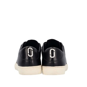 https://dbiyorq10n2b9.cloudfront.net/product-images/CSHOMJ0009/MARC-JACOBS-Leather-Empire-Sneakers-Black_3.jpg.webp