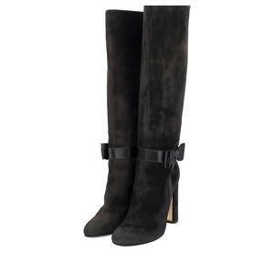 https://dbiyorq10n2b9.cloudfront.net/product-images/CSHOMOS0006/MOSCHINO-Suede-Bow-Knee-High-Boots-Black_2.jpg.webp