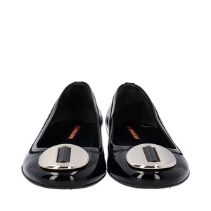 https://dbiyorq10n2b9.cloudfront.net/product-images/CSHOPRA0230/PRADA-Patent-Metal-Embellished-Ballerina-Flats-Black_4.jpg.webp
