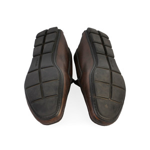 https://dbiyorq10n2b9.cloudfront.net/product-images/CSHOPRA160/PRADA-Leather-Mens-Moccasins-Driving-Loafers-Brown-S-42-8-soles.jpg.webp