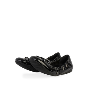 https://dbiyorq10n2b9.cloudfront.net/product-images/CSHOPRA165/PRADA-Patent-Bow-Ballet-Flats-Black-S-37-4-angle.jpg.webp
