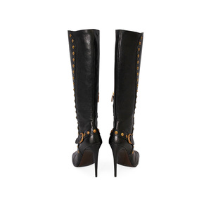 https://dbiyorq10n2b9.cloudfront.net/product-images/CSHORC0002/ROBERTO-CAVALLI-Leather-Stud-Knee-High-Boots-Black-S-40-6.5-back.jpg.webp