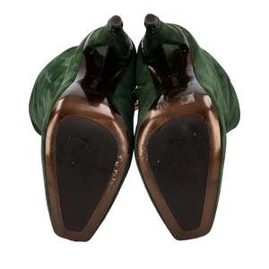 https://dbiyorq10n2b9.cloudfront.net/product-images/CSHORC0007/ROBERTO-CAVALLI-Suede-Knee-High-Boots-Green_5-1.jpg.webp