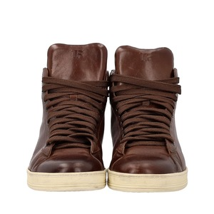 https://dbiyorq10n2b9.cloudfront.net/product-images/CSHOTF0032/TOM-FORD-Leather-High-Top-Sneakers-Brown_3.jpg.webp