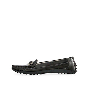 https://dbiyorq10n2b9.cloudfront.net/product-images/CSHOTOD0034/TODS-Patent-Gommino-Buckle-Loafers-Black-S-38.5-5.5-side.jpg.webp