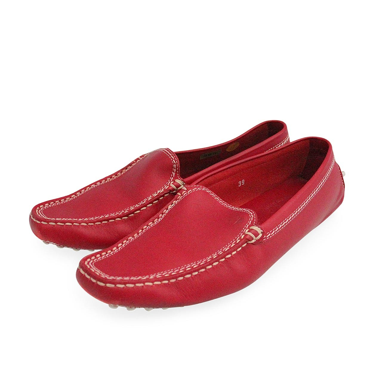 https://dbiyorq10n2b9.cloudfront.net/product-images/CSHOTOD0055/TODS-Leather-Loafers-Red-S-39-6-Angle.jpg.webp
