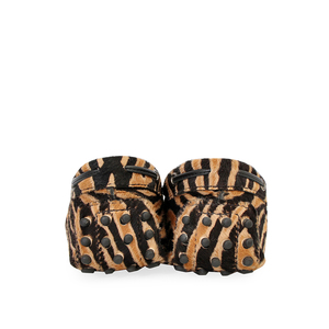 https://dbiyorq10n2b9.cloudfront.net/product-images/CSHOTOD0067/TODS-Pony-Hair-Tiger-Print-Gommino-Loafers-S-38-5-Back.jpg.webp