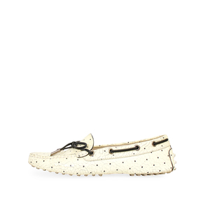 https://dbiyorq10n2b9.cloudfront.net/product-images/CSHOTOD0068/TODS-Leather-Gommino-Loafers-CreamBlack-S-37.5-4.5-Side.jpg.webp