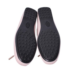 https://dbiyorq10n2b9.cloudfront.net/product-images/CSHOTOD0142/TODS-Leather-Loafers-Pink-1-1.jpg.webp