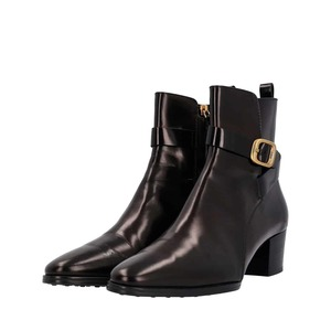 https://dbiyorq10n2b9.cloudfront.net/product-images/CSHOTOD0193/TODS-Leather-Buckle-Ankle-Boots-Black_2.jpg.webp