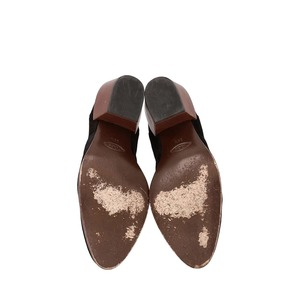 https://dbiyorq10n2b9.cloudfront.net/product-images/CSHOTOD0194/TODS-Suede-Ankle-Booties-Black_5.jpg.webp