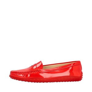 https://dbiyorq10n2b9.cloudfront.net/product-images/CSHOTOD0202/TODS-Patent-Loafers-Red_1.jpg.webp