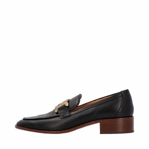 https://dbiyorq10n2b9.cloudfront.net/product-images/CSHOTOD0225/TODS-Leather-Kate-Loafers-Black_3.jpg.webp