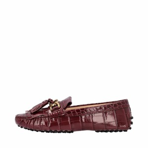 https://dbiyorq10n2b9.cloudfront.net/product-images/CSHOTOD0227/TODS-Croc-Embossed-Tassel-Loafers-Purple_3.jpg.webp