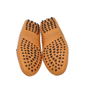 https://dbiyorq10n2b9.cloudfront.net/product-images/CSHOTOD0240/TODS-Leather-Micro-Borchie-Gommini-Loafers-Multicolour_1.jpg.webp