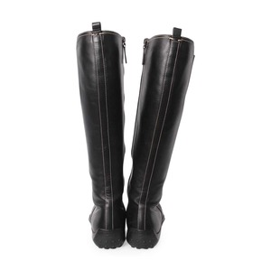 https://dbiyorq10n2b9.cloudfront.net/product-images/CSHOTOD0258/TODS-Leather-Knee-High-Boots-Black_4.jpg.webp