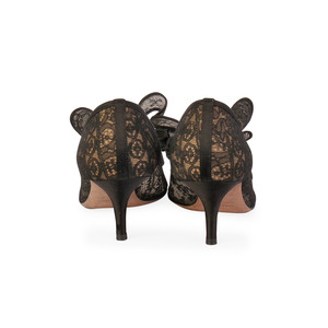https://dbiyorq10n2b9.cloudfront.net/product-images/CSHOVA109/VALENTINO-Lace-Bow-Open-Toe-Kitten-Heel-Pumps-Black-%E2%80%93-S-39-6-back.jpg.webp