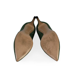https://dbiyorq10n2b9.cloudfront.net/product-images/CSHOVA124/VALENTINO-Glitter-Pointy-Toe-Pumps-Pop-Green-S-40-6.5-soles.jpg.webp