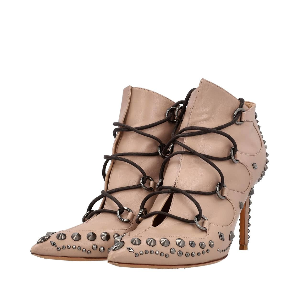 https://dbiyorq10n2b9.cloudfront.net/product-images/CSHOVAL0078/VALENTINO-Leather-Studded-Lace-Up-Booties-Beige_2.jpg.webp