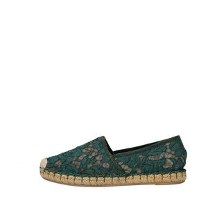 https://dbiyorq10n2b9.cloudfront.net/product-images/CSHOVAL0107/VALENTINO-Lace-Espadrilles-Green_2.jpg.webp