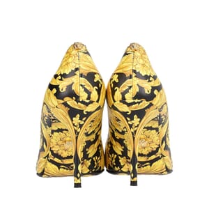 Leather Barocco Print Medusa Pumps Black/Yellow, view 3