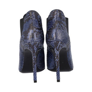 https://dbiyorq10n2b9.cloudfront.net/product-images/CSHOYSL0029/SAINT-LAURENT-Python-Paris-Texas-Ankle-Boots-Midnight-Blue_4.jpg.webp