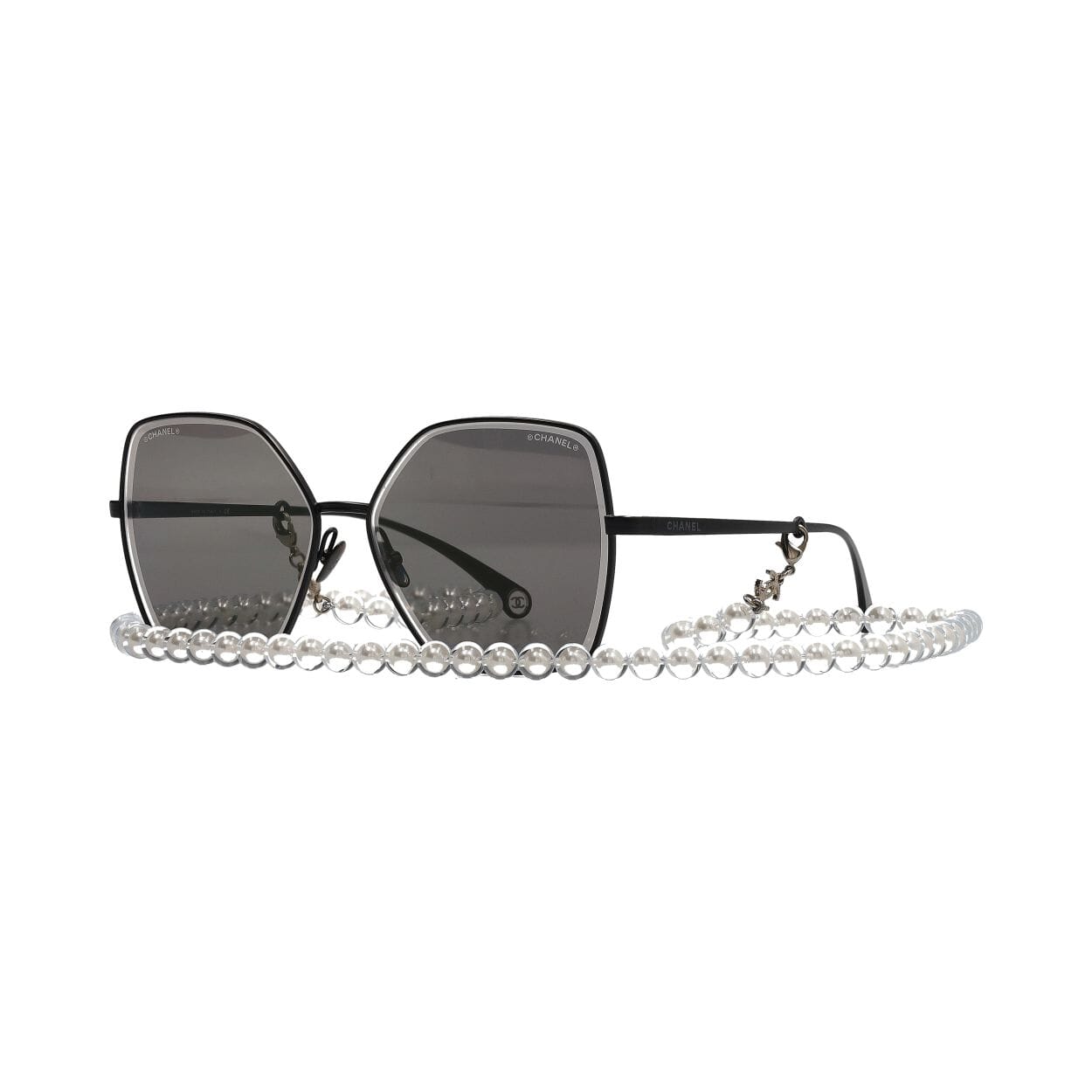 ロ*チ様 CHANEL sunglasses Pearl y2k archive CHANEL Butterfly Pearl Sunglasses 4262 Black | Luxity