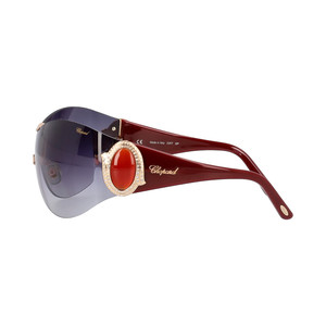 https://dbiyorq10n2b9.cloudfront.net/product-images/CSUNCHO0006/CHOPARD-Sunglasses-2-SCH-901S-Burgundy_1.jpg.webp