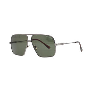 https://dbiyorq10n2b9.cloudfront.net/product-images/CSUNTF0185/TOM-FORD-Frankie-Sunglasses-TF736H-Silver_2.jpg.webp