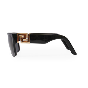 https://dbiyorq10n2b9.cloudfront.net/product-images/CSUNVER0021/VERSACE-Sunglasses-GG0052S-Black-side.jpg.webp